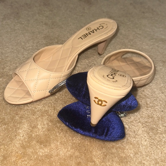 CHANEL Shoes - Classic quilted chanel heels nude gold logo cc